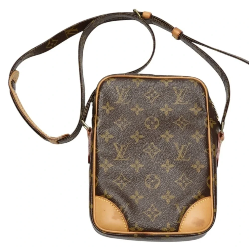 LOUIS VUITTON Brown Monogram Canvas Shoulder Bag